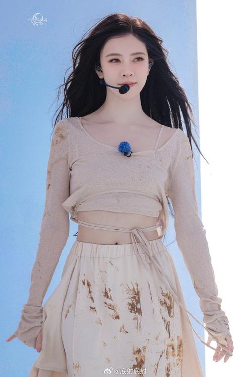 宋妍霏